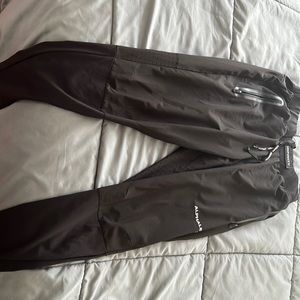 Alphalete Medium Black Infinity Tech Pants
